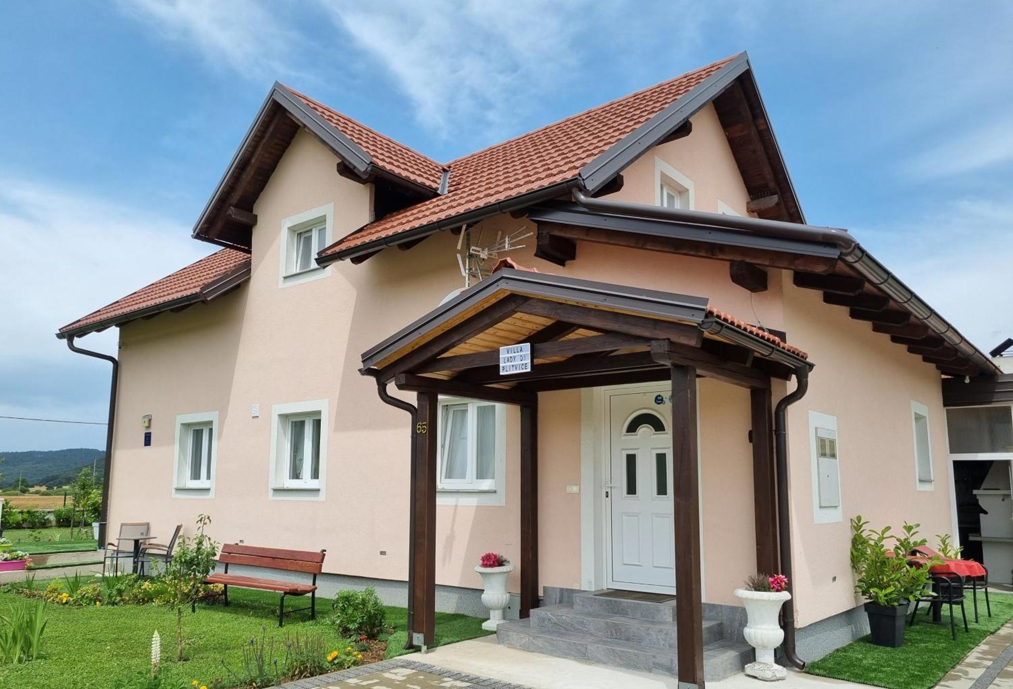 Villa Lady Di Plitvice Vrhovine Екстериор снимка
